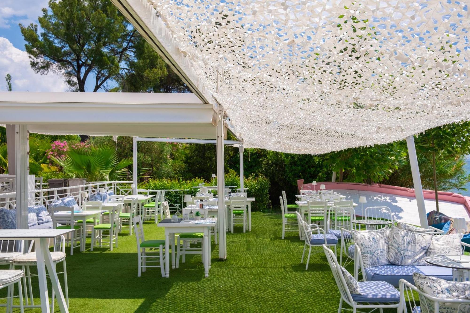 Acrotel Lilyann Boutique Hotel Elia Nikitis Exterior foto